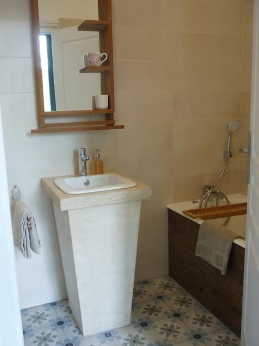Le Presbytere - Touillon, Jacuzzi, 4 Chambres Pour 10 外观 照片