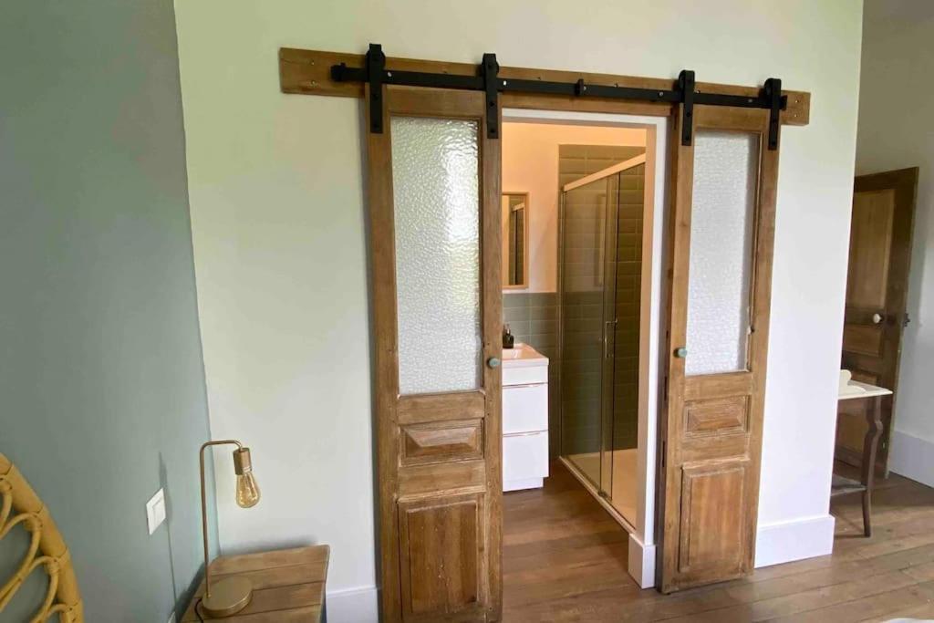 Le Presbytere - Touillon, Jacuzzi, 4 Chambres Pour 10 外观 照片