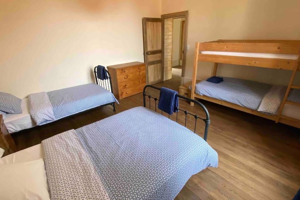 Le Presbytere - Touillon, Jacuzzi, 4 Chambres Pour 10 外观 照片