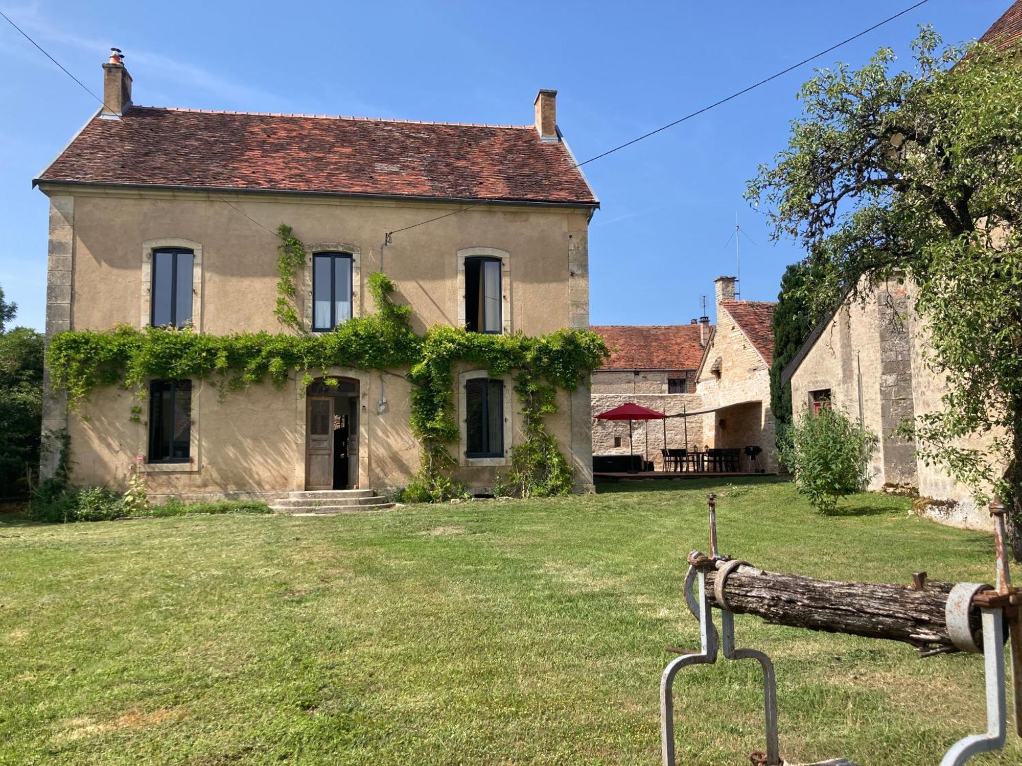 Le Presbytere - Touillon, Jacuzzi, 4 Chambres Pour 10 外观 照片