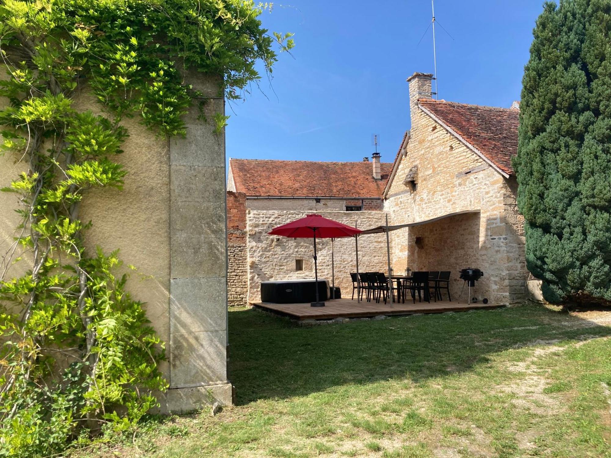 Le Presbytere - Touillon, Jacuzzi, 4 Chambres Pour 10 外观 照片
